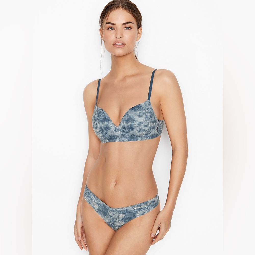 NWOT! INCREDIBLE BY VICTORIA’S SECRET ‘Wireless Push-Up Bra’